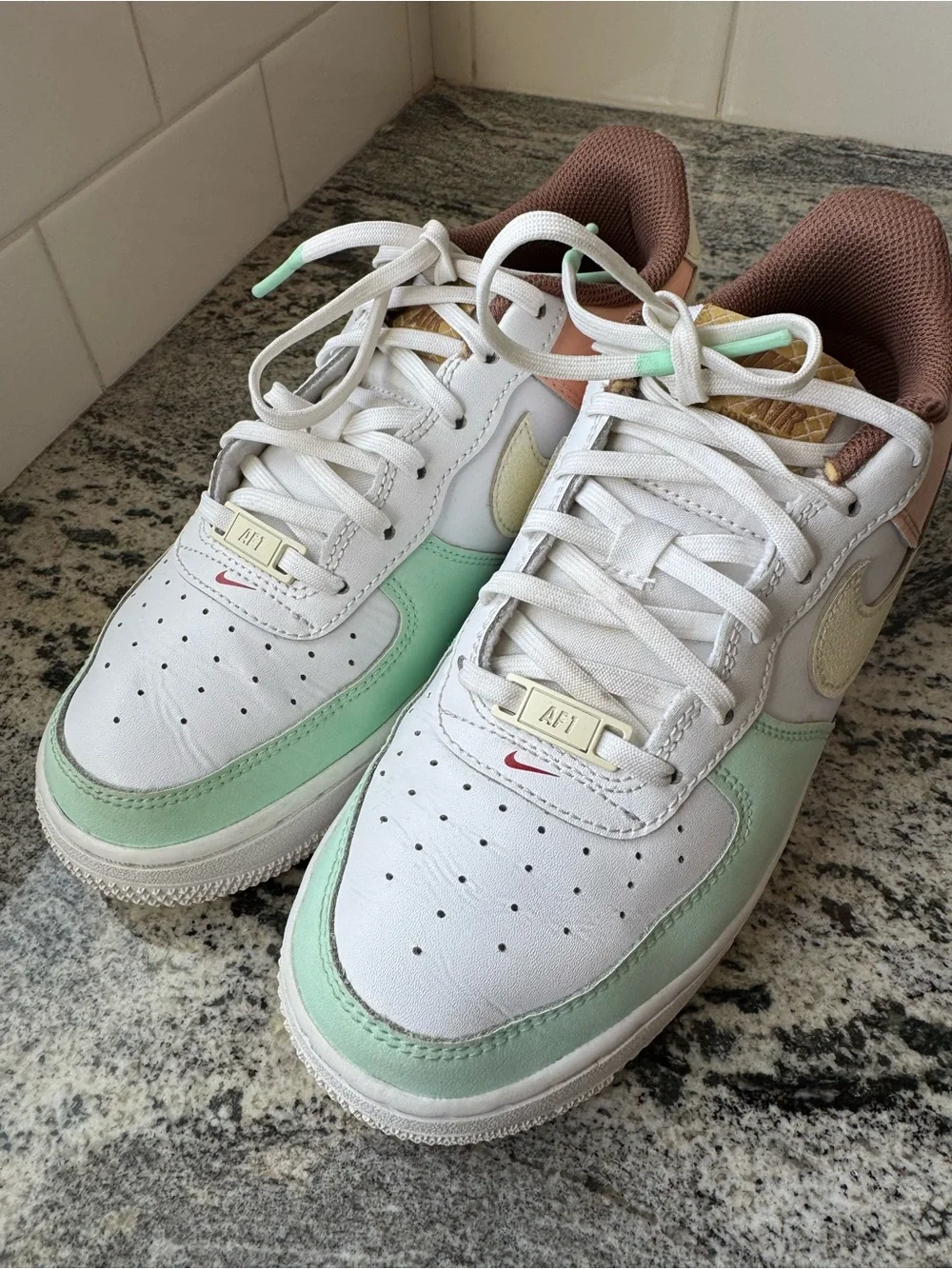 Nike Air Force 1 Low LV8 